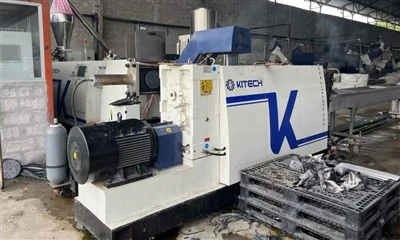 Ekvador--HDPE plošča-500kg/h sistem za pranje trde plastike in KSP120+150 dvo...